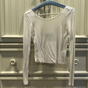 AE White Long-Sleeve Crop Top